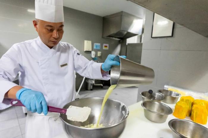 甜蘆粟乳酪芝心蛋糕特寫